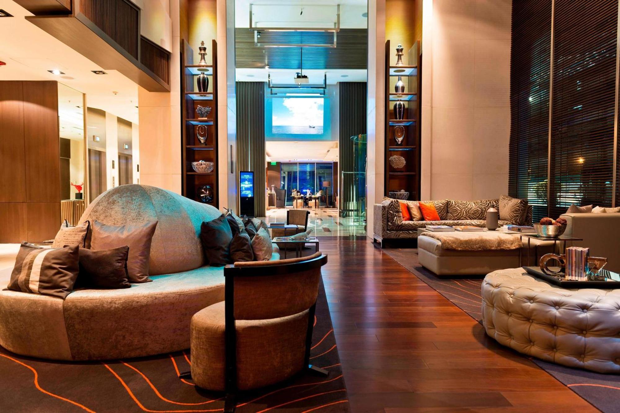 Renaissance Santiago Hotel Esterno foto