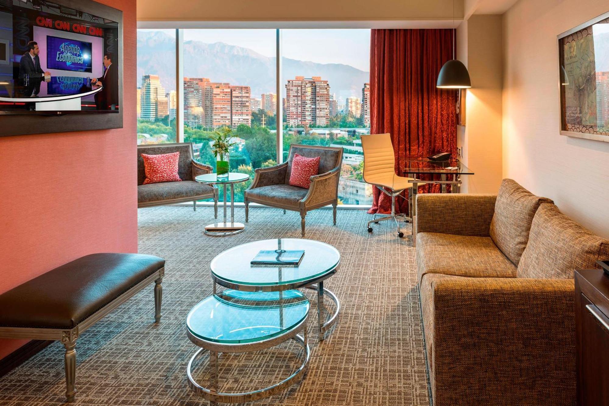 Renaissance Santiago Hotel Esterno foto